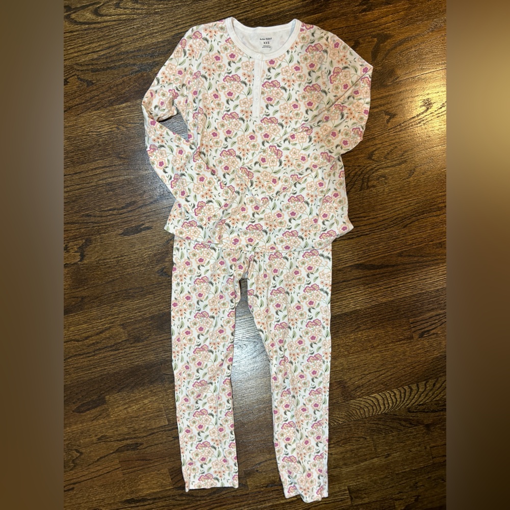 Brand new without tags. Roller Rabbit Pink and Cream Floral 2pc pajama set.